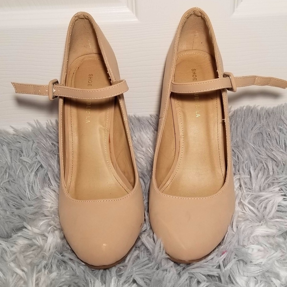 Classic Beige Heels with Strap